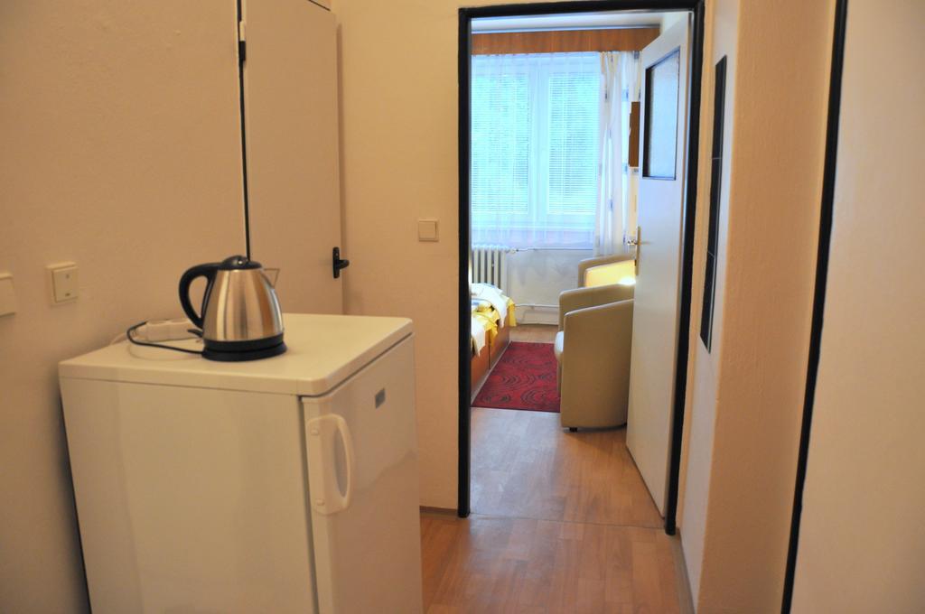 Hotel Komarov Бърно Екстериор снимка