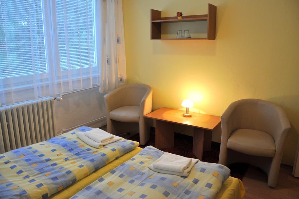 Hotel Komarov Бърно Екстериор снимка