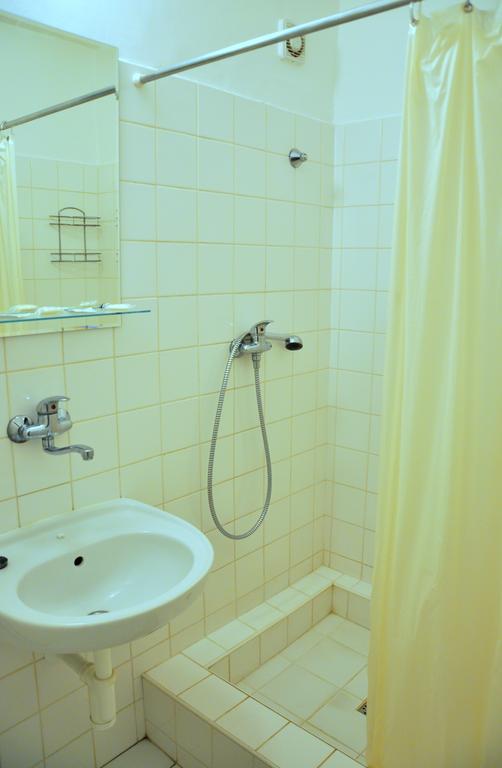 Hotel Komarov Бърно Екстериор снимка